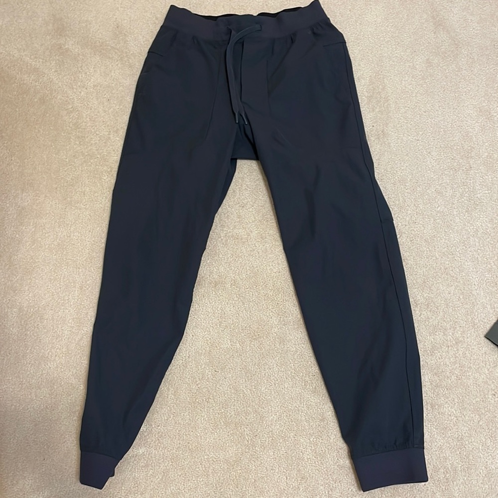 Lulu Lemmon joggers